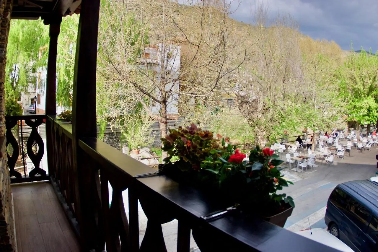 Hotel El refugio Pinos Genil 2*,