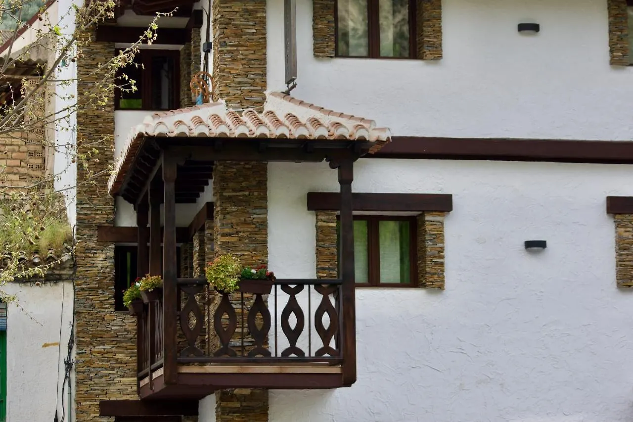 Hotel El refugio Pinos Genil 2*,  España