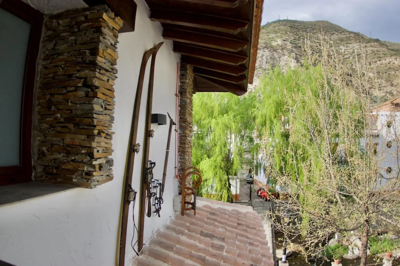 Hotel El refugio Pinos Genil