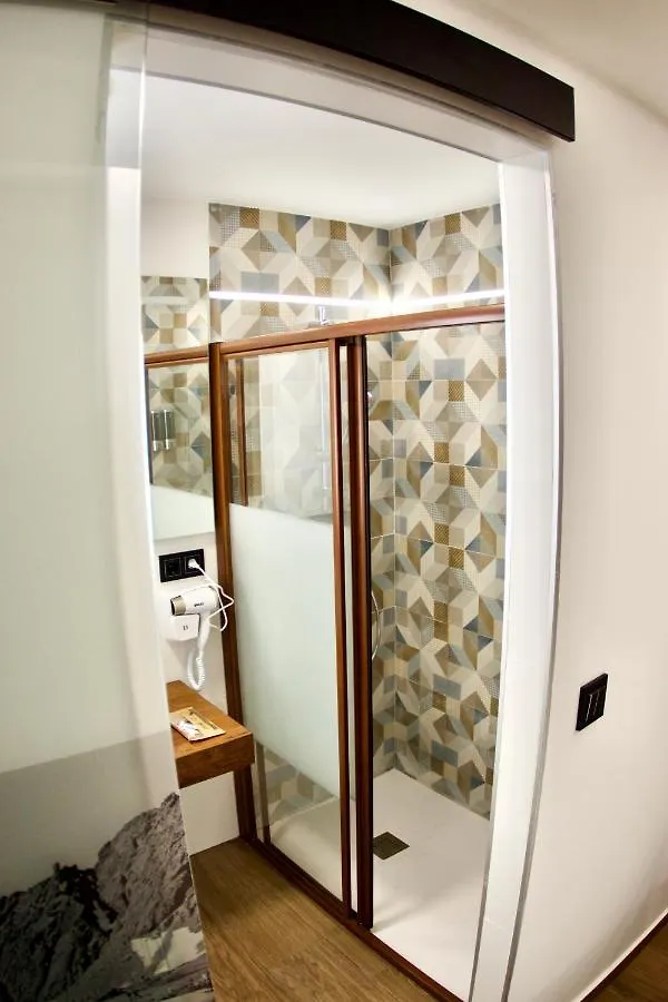 Hotel El refugio Pinos Genil 2*,
